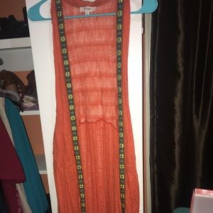 Cute Shaw to add to your outfit!!